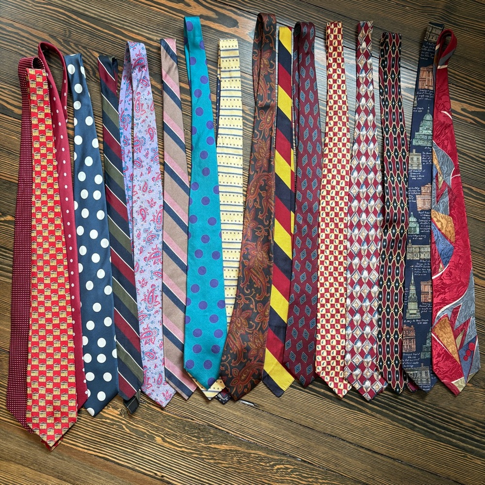 Vintage 80s/90s Silk Necktie Lot – Set of 17